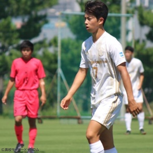 興國fw荒川永遠がj内定獲得 22年高校年代のサッカープレーヤー内定者一覧 高校サッカードットコム