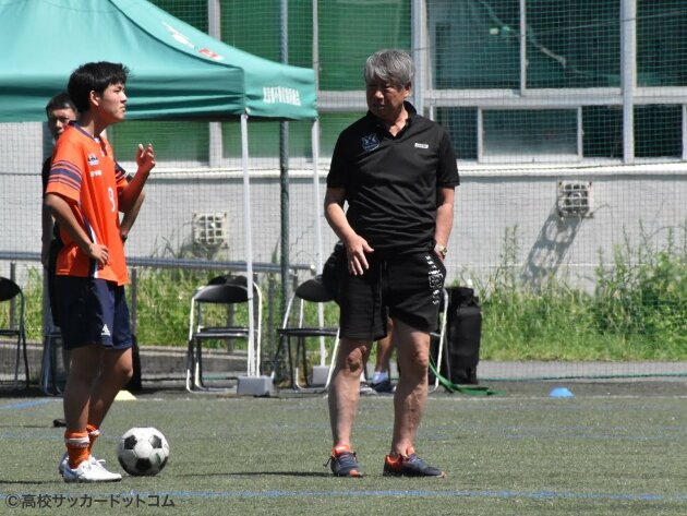 國學院久我山 李済華監督 全国に行きたいので 負けないようにトレーニングをして1つ1つ頑張りたい 高校サッカードットコム