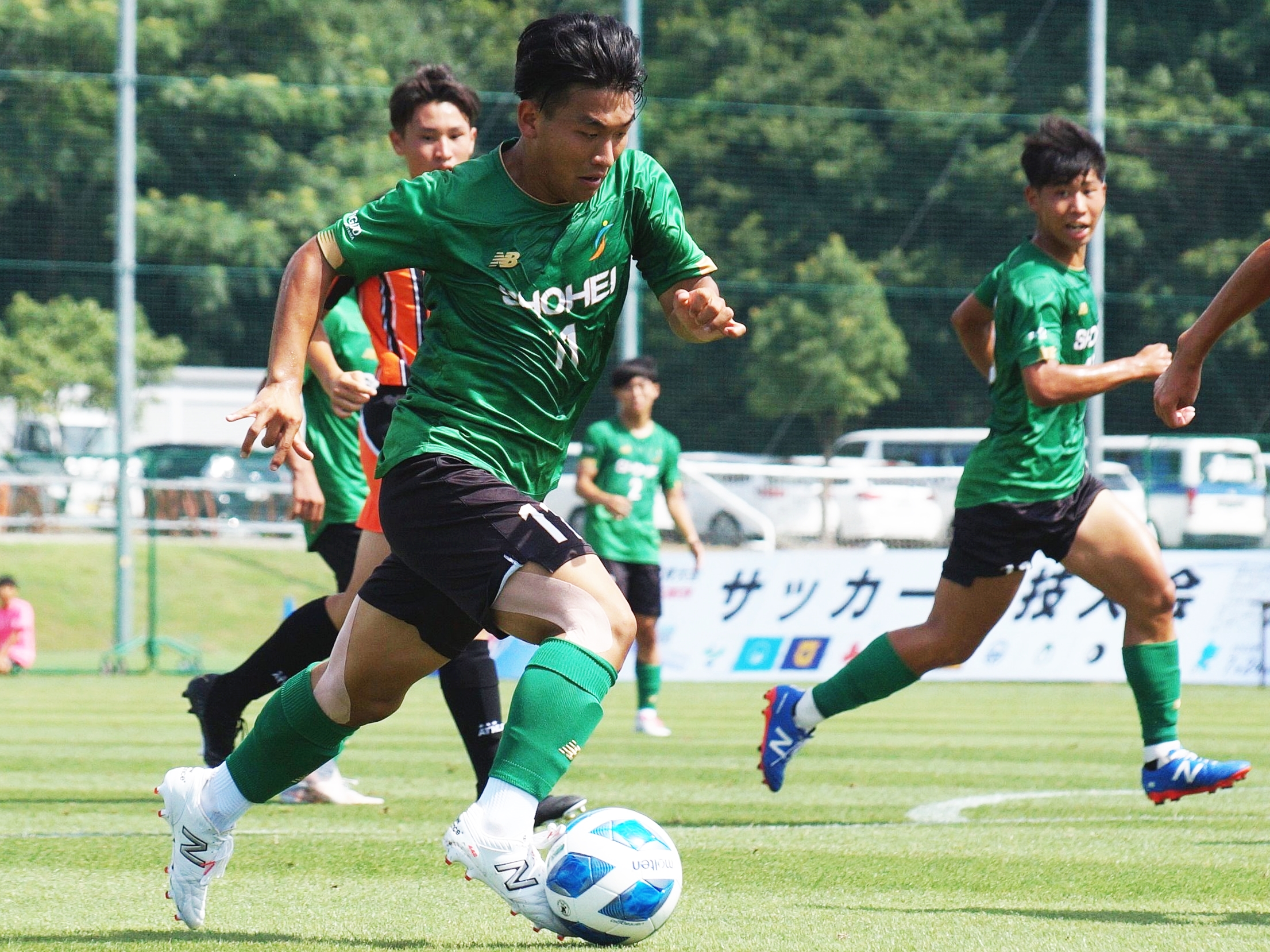 篠田翼