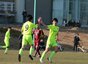 2点目のゴールを喜ぶ帝京安積の選手たち